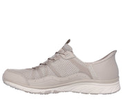 104289 - SKECHERS SLIP-INS: GRATIS SPORT - LEISURELY